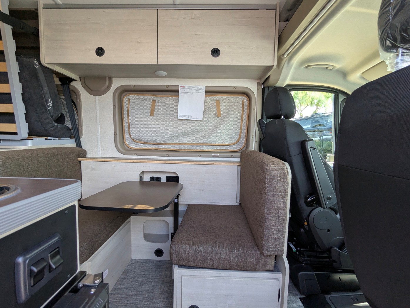2026 Winnebago Solis Pocket 36A - Image 7