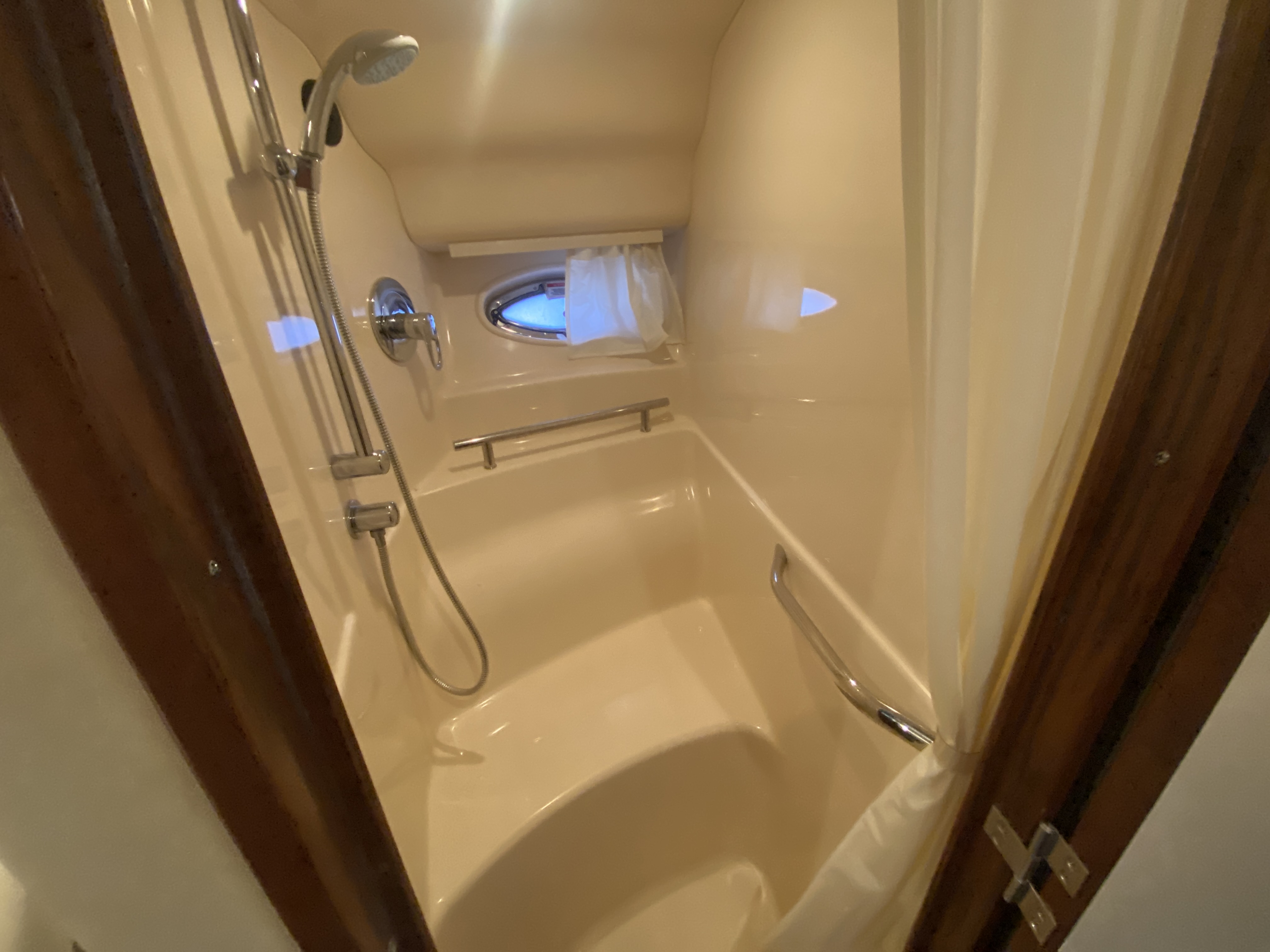 2007 Sea Ray 40 Sundancer - Image 28