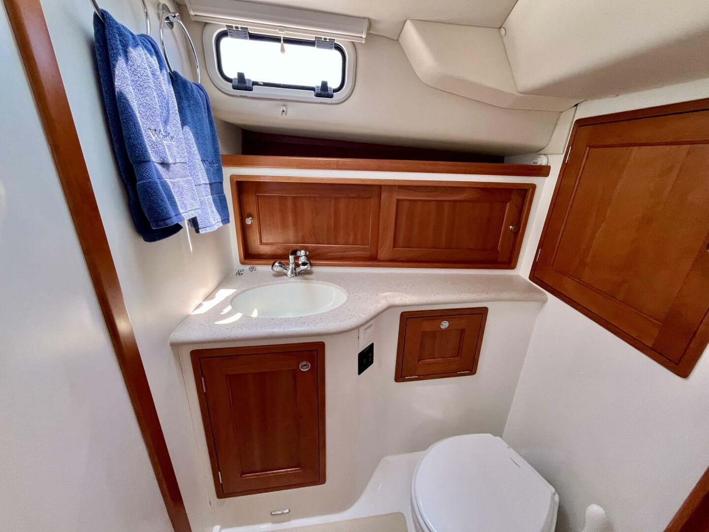 2019 MJM 35z - Image 145