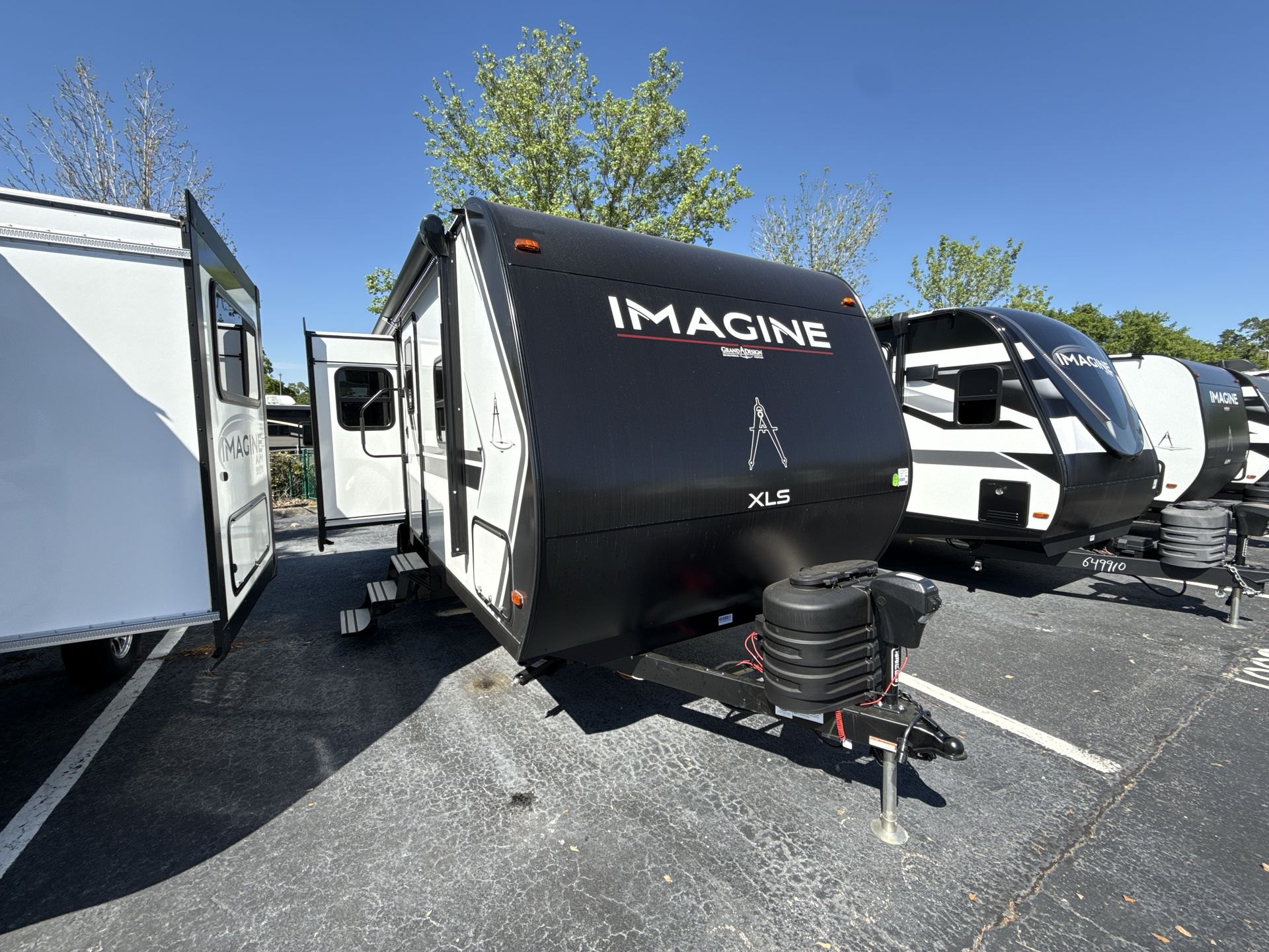 2025 Grand Design Imagine XLS