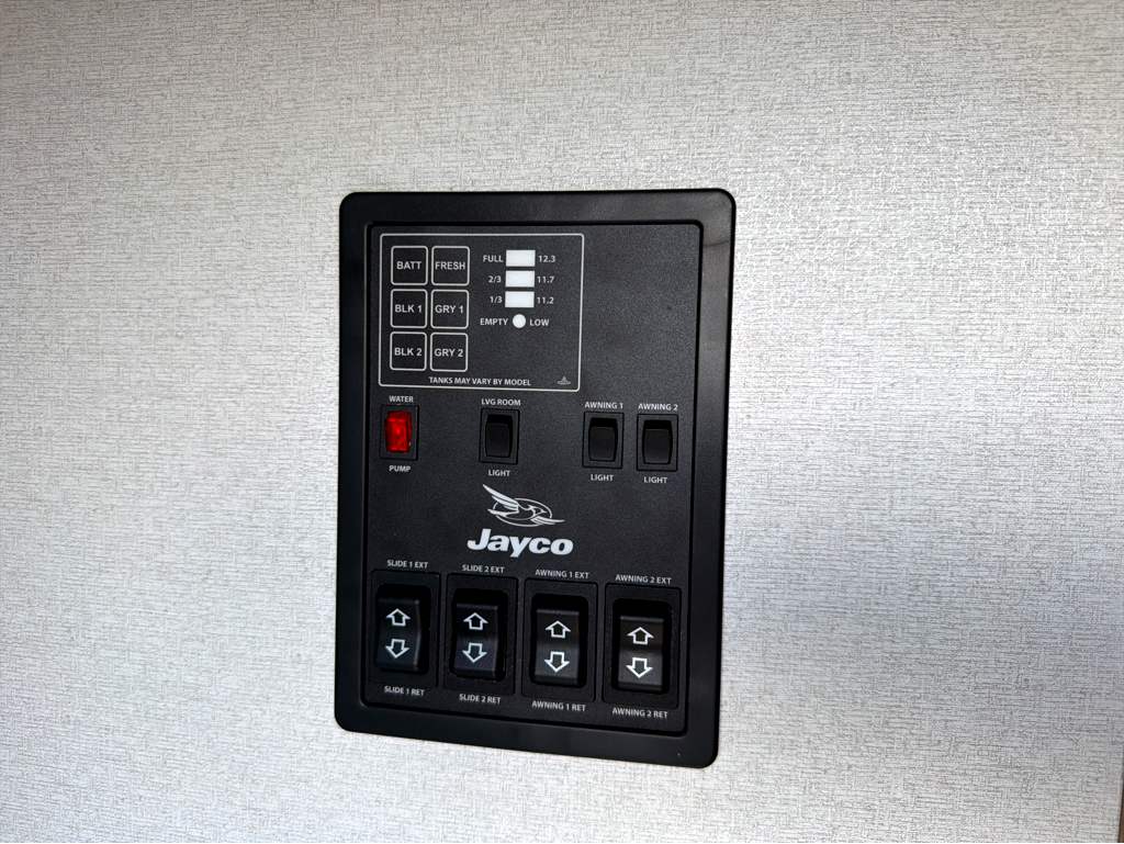 2027 JAYCO JAY FEATHER 27MK - Image 25
