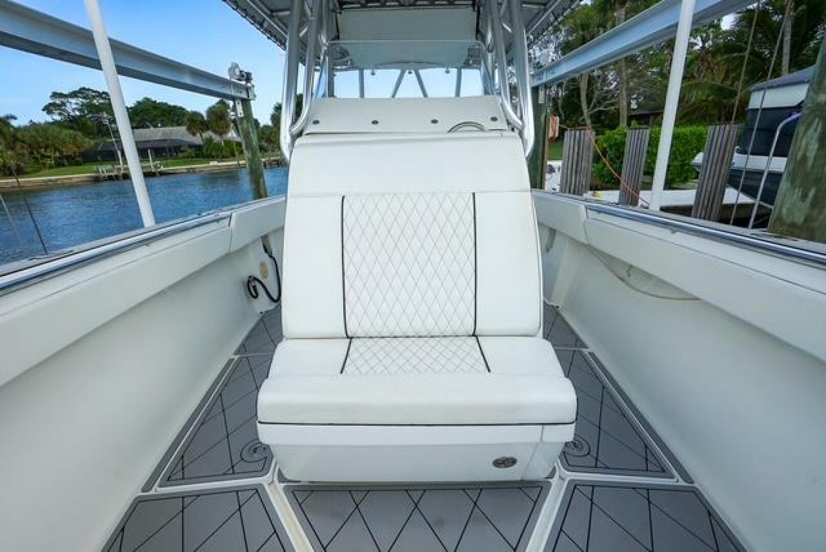 2007 Spectre 37 Center Console - Image 16