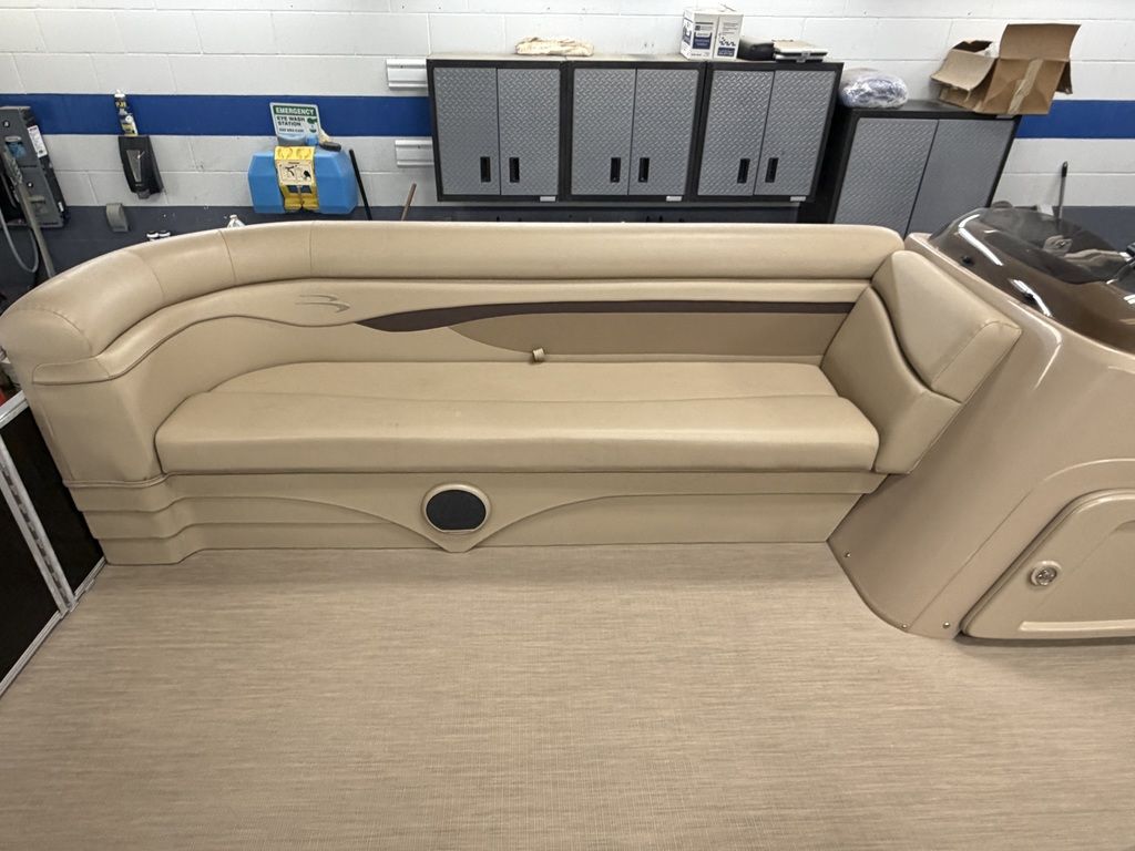 2018 Bennington 21SL - Image 11