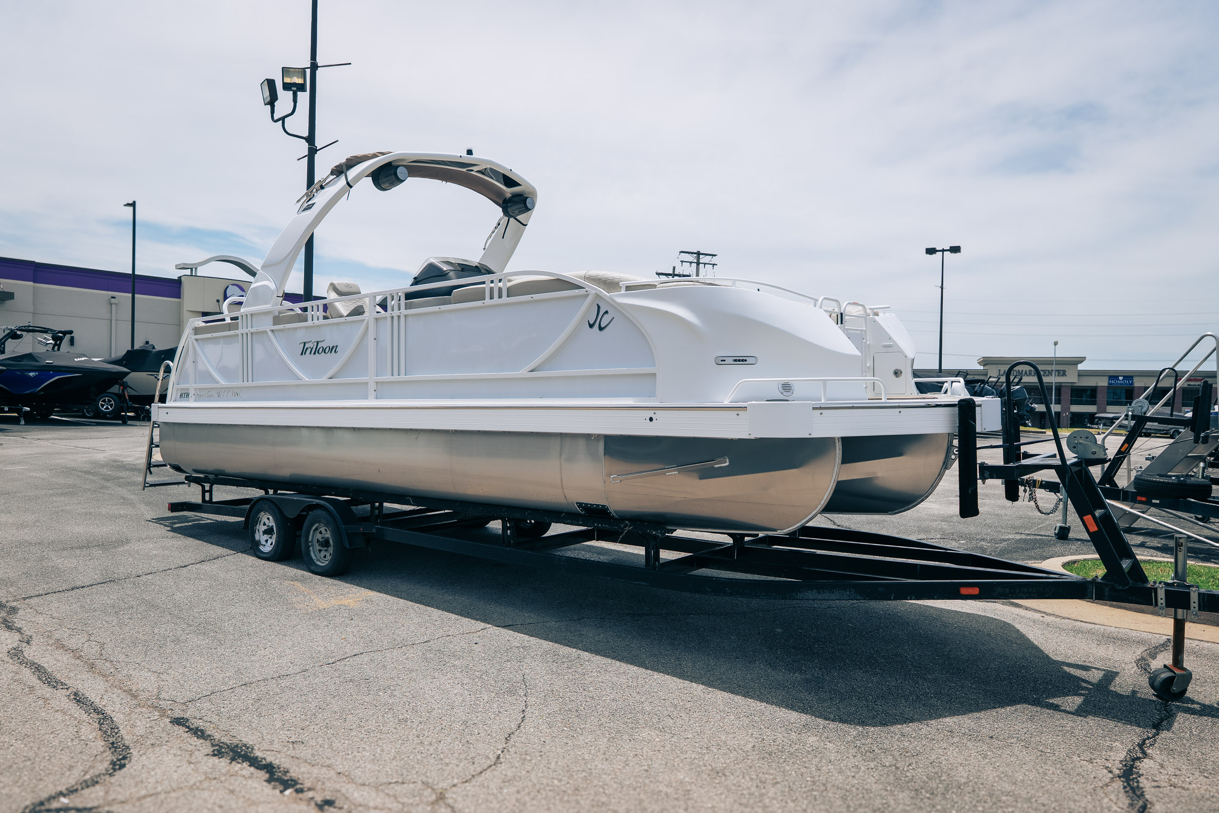 2026 JC Tritoon SportToon 26 TT - Image 4