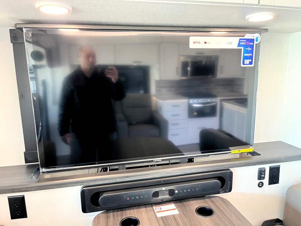 2026 JAYCO PRECEPT 31UL - Image 12