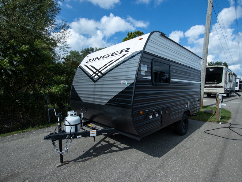 2026 CrossRoads Zinger Lite Mini 12BH - Image 4