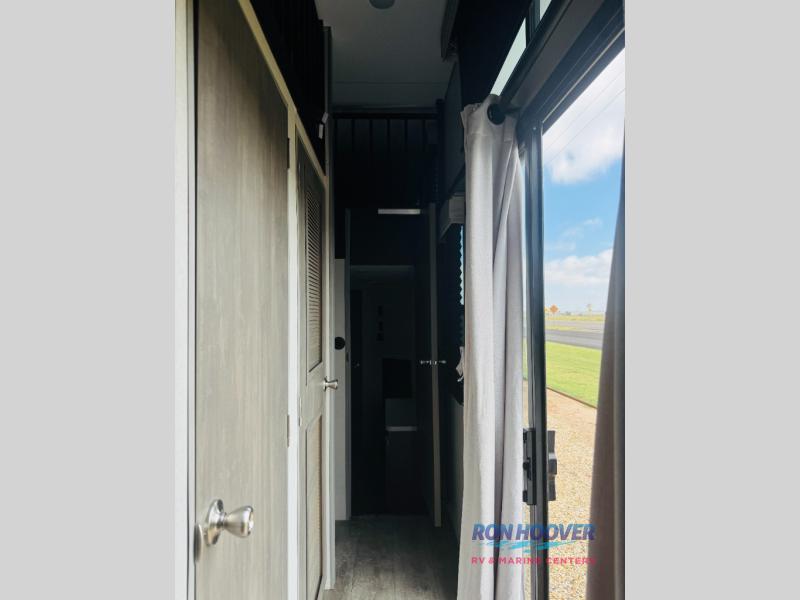 2026 COACHMEN 43CONDO - Image 17