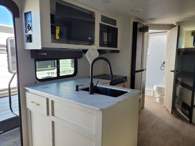 2026 Grand Design Transcend XPLOR 23BHX - Image 5