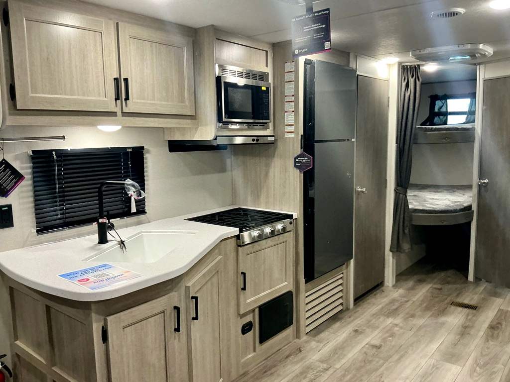 2026 COACHMEN 261BHS - Image 8