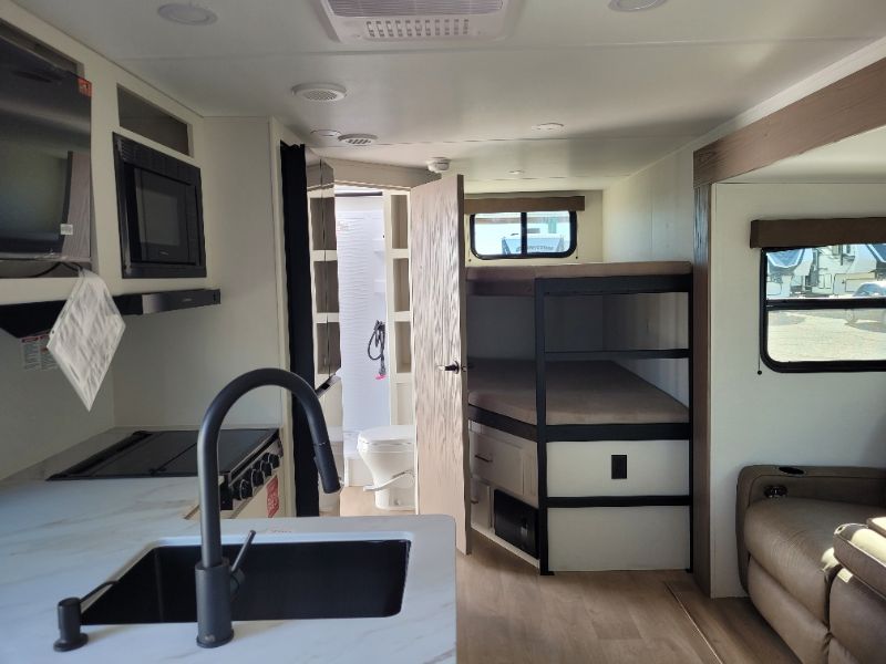 2026 Grand Design Transcend XPLOR 23BHX - Image 4