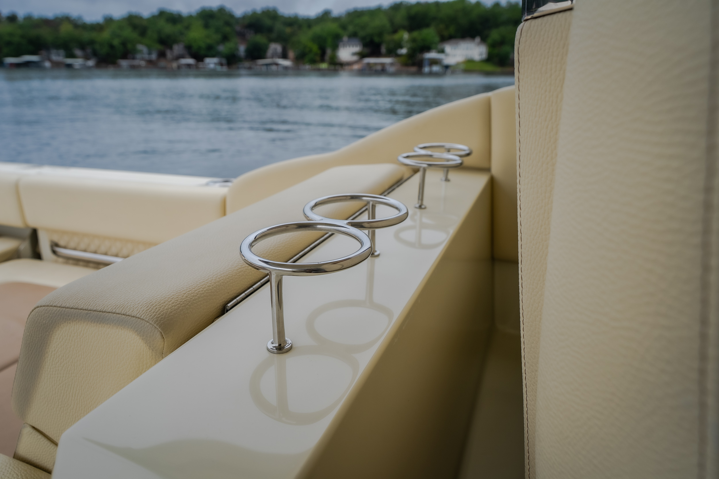 2024 Chris Craft Calypso 32 CT - Image 17