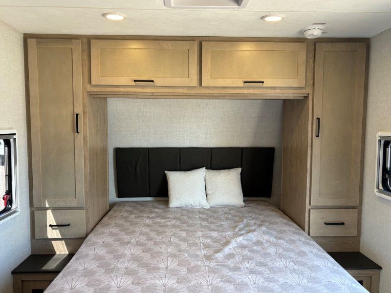 2027 Ember RV Touring Edition 2200ETL - Image 24