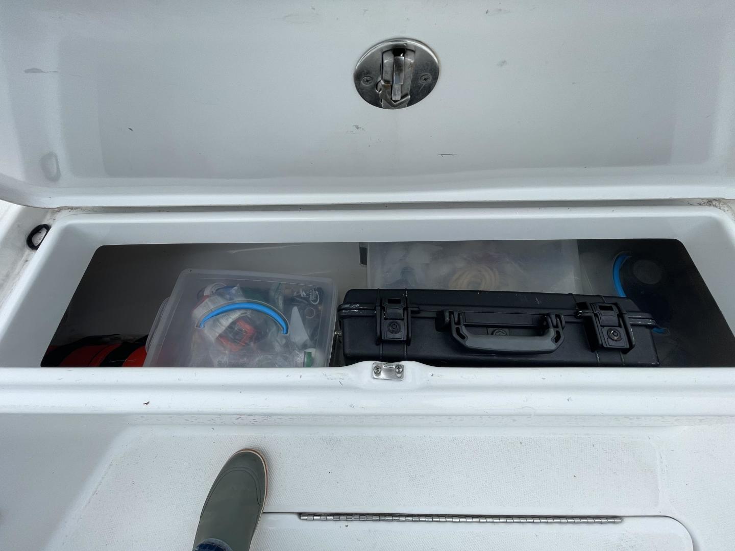2007 Everglades 290 Pilot - Image 35