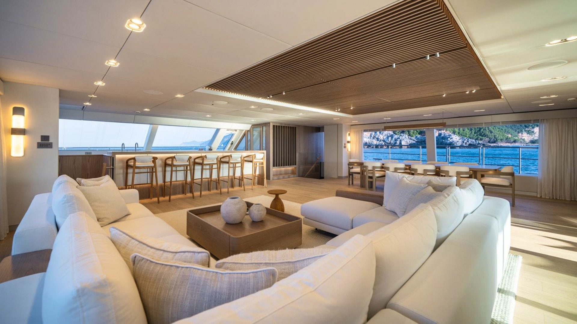 2025 SUNREEF YACHTS Sunreef 100 Power - Image 25