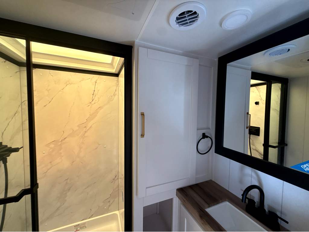 2027 JAYCO EAGLE 29RLC - Image 19