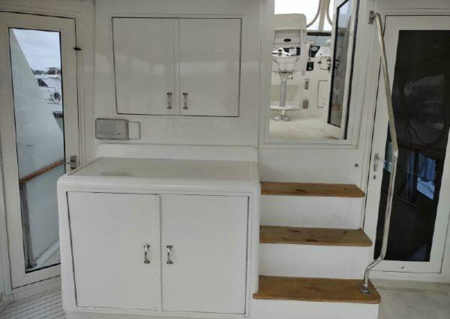 1996 Hatteras 50' Sport Deck - Image 86