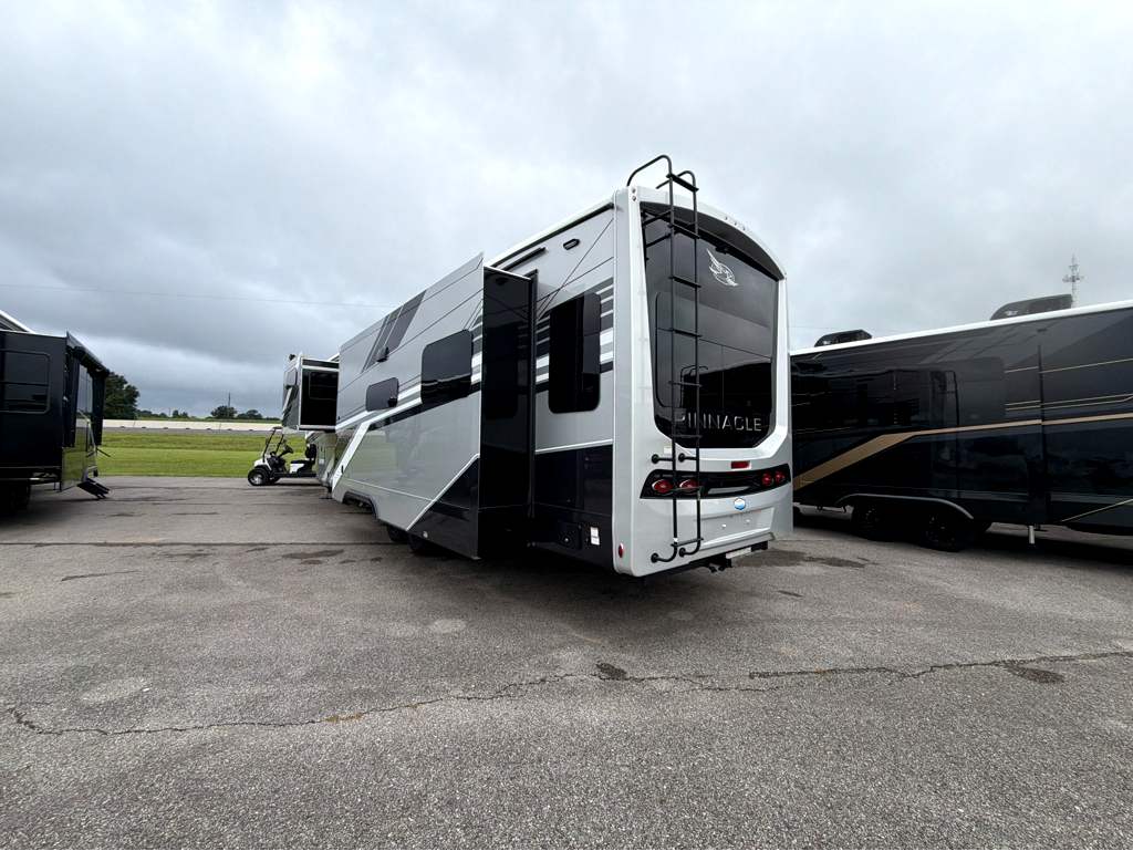 2027 JAYCO PINNACLE 39FBRL - Image 5
