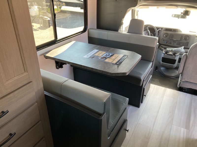 2026 Forest River Sunseeker LE 2250SLEF - Image 29