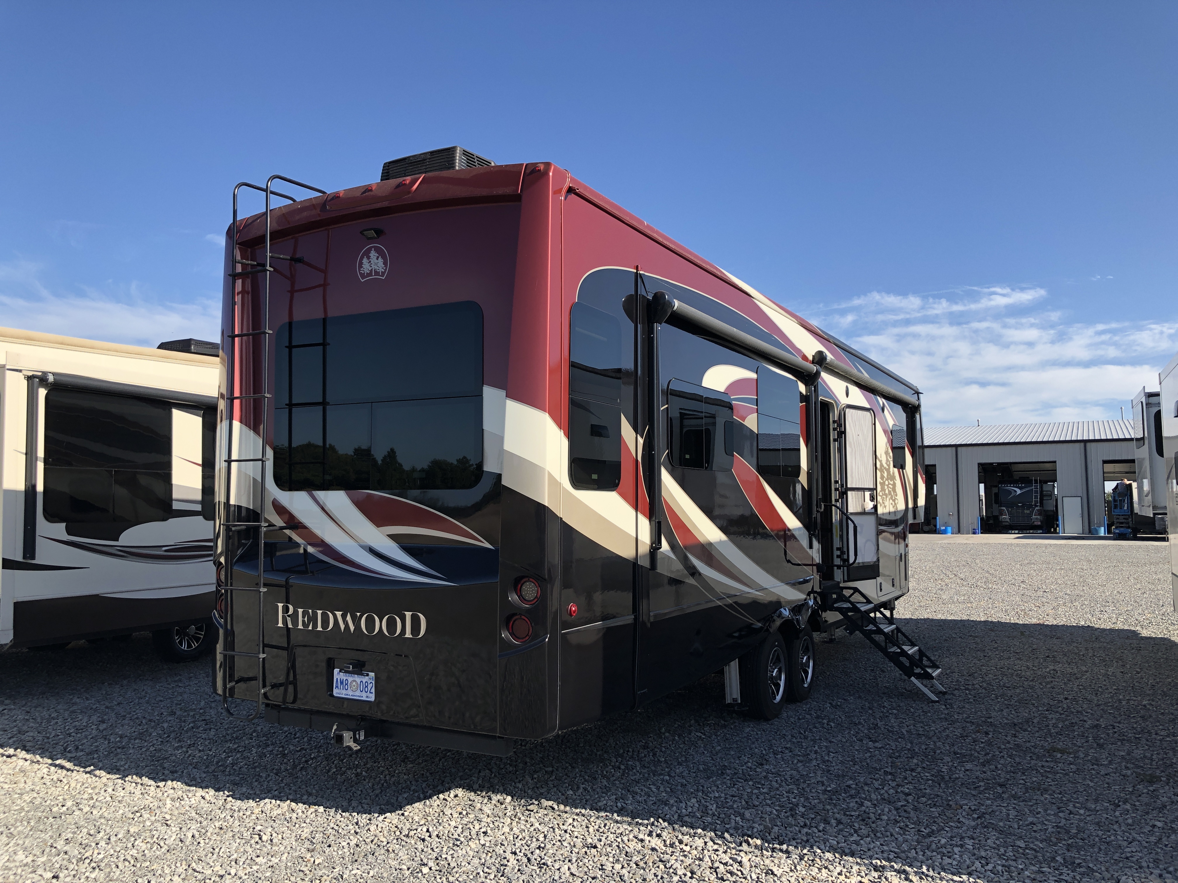 2017 REDWOOD RV 3821RL - Image 6