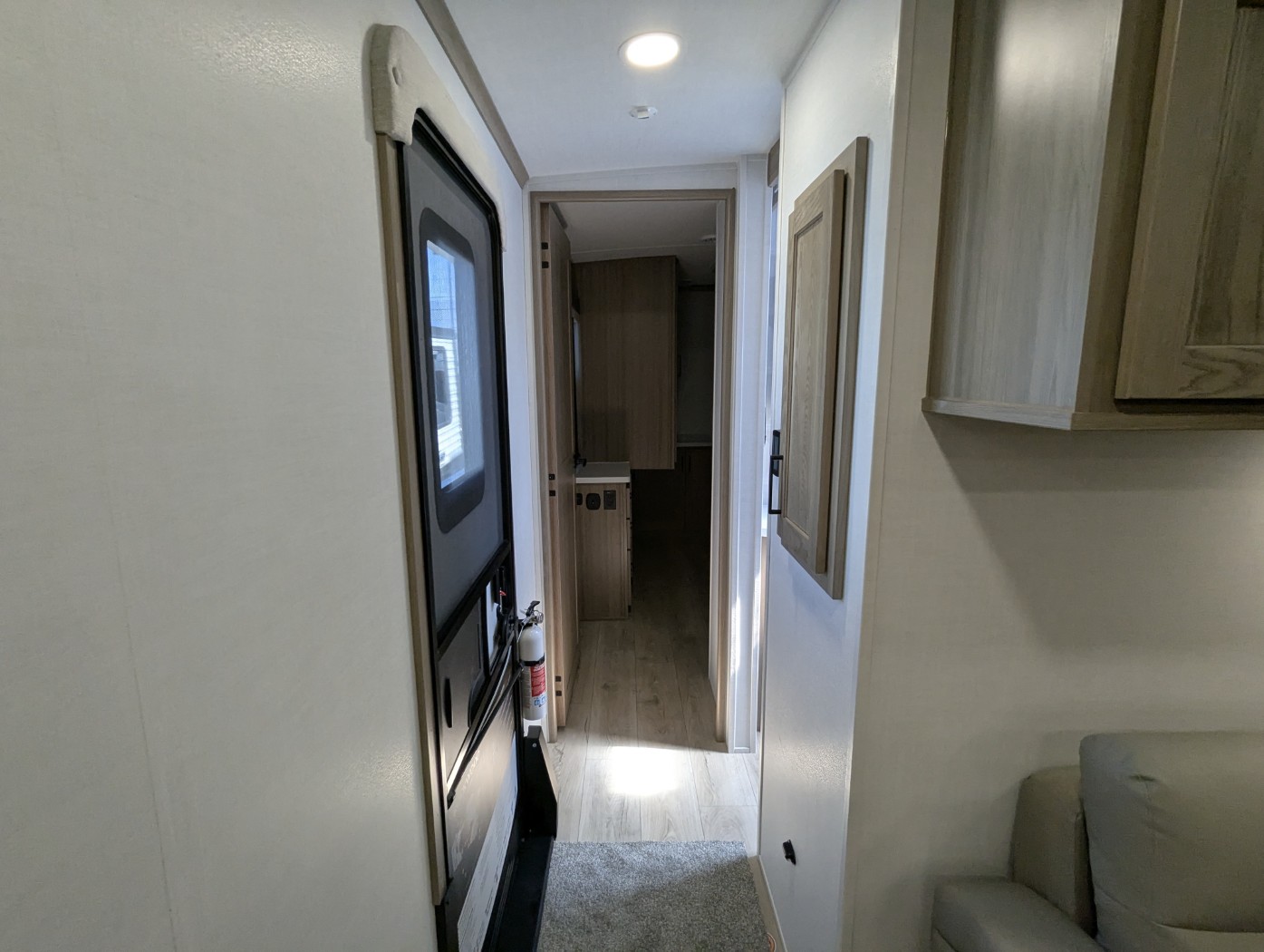 2026 Forest River Rockwood Signature 8339FK - Image 20