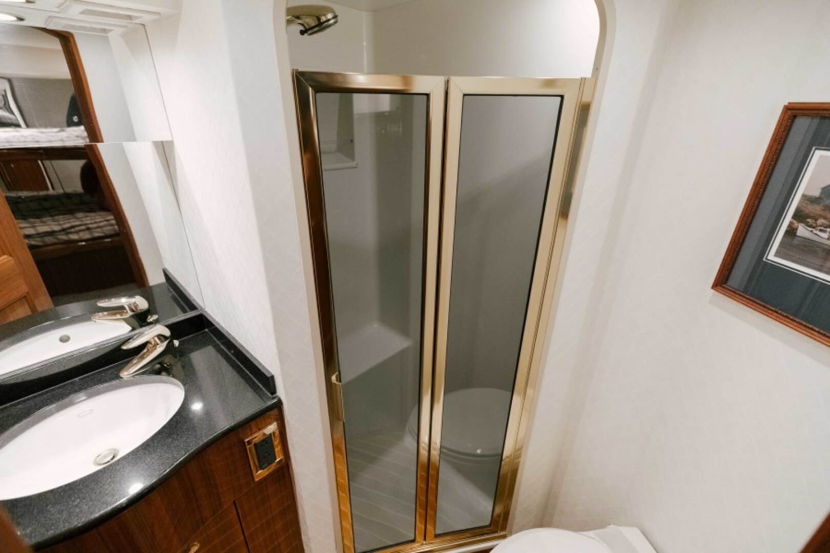 2006 Viking 74 Enclosed Bridge - Image 35
