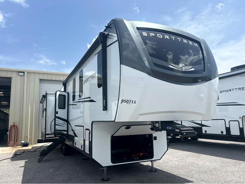 2026 VENTURE RV SPORTTREK 353VRK - Image 1