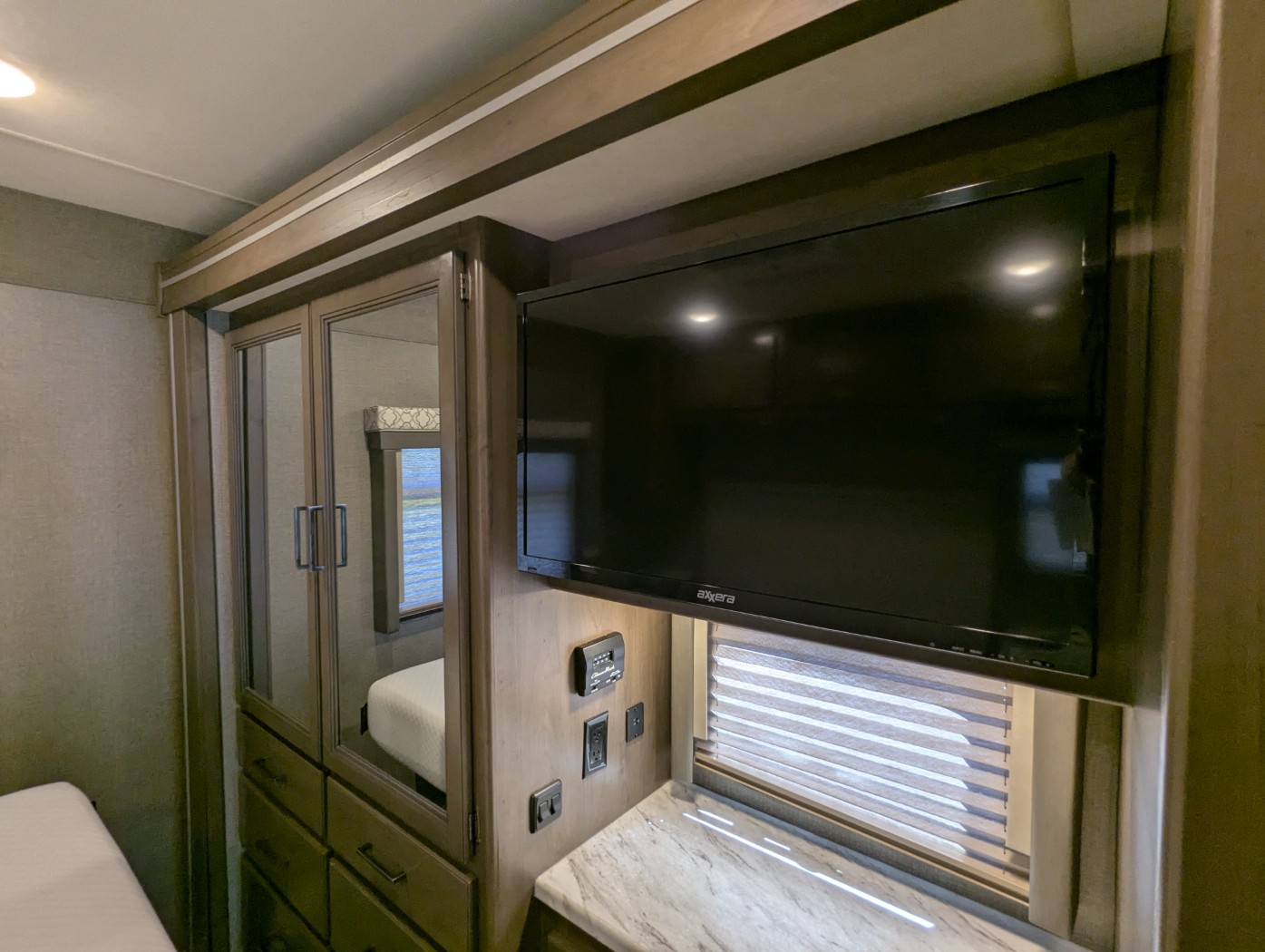 2021 Thor Motor Coach Freedom Traveler A30 - Image 24