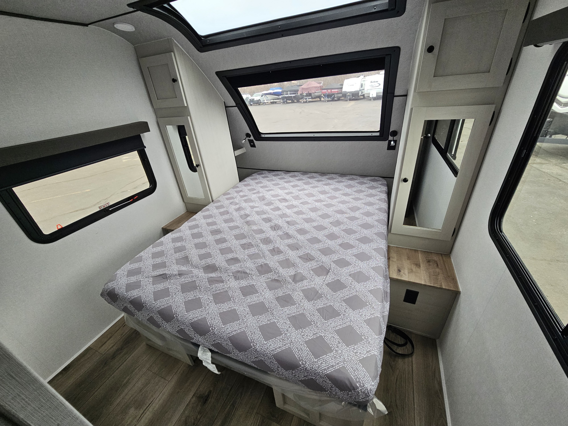 2026 Coachmen Northern Spirit 2975RL - Image 23