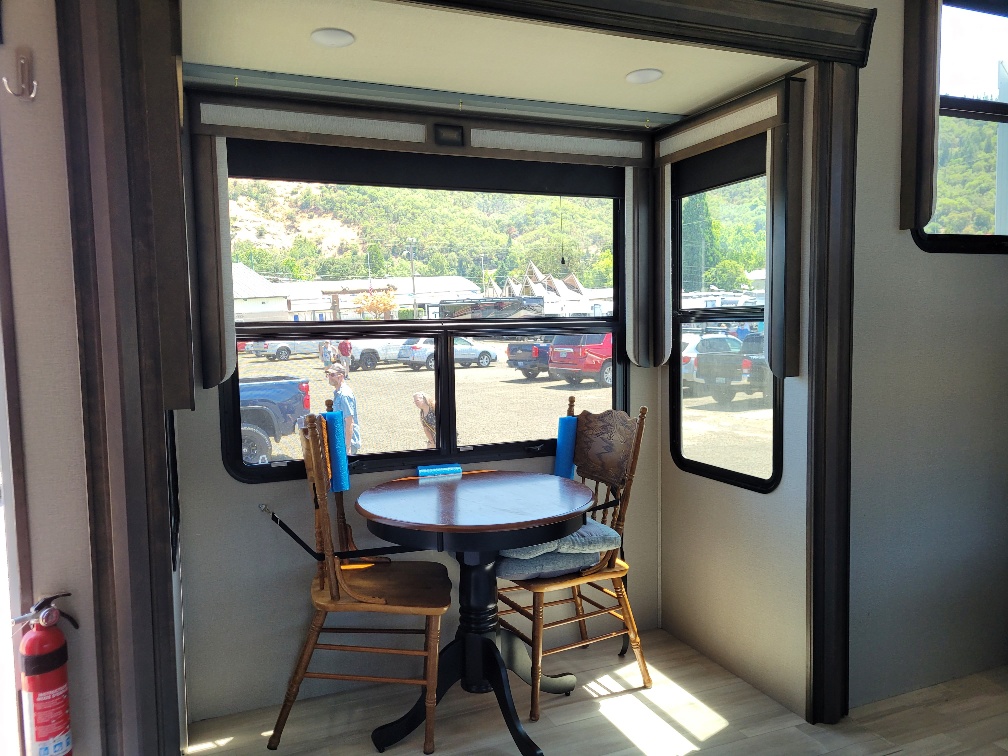 2022 Grand Design Solitude 390RK - Image 7