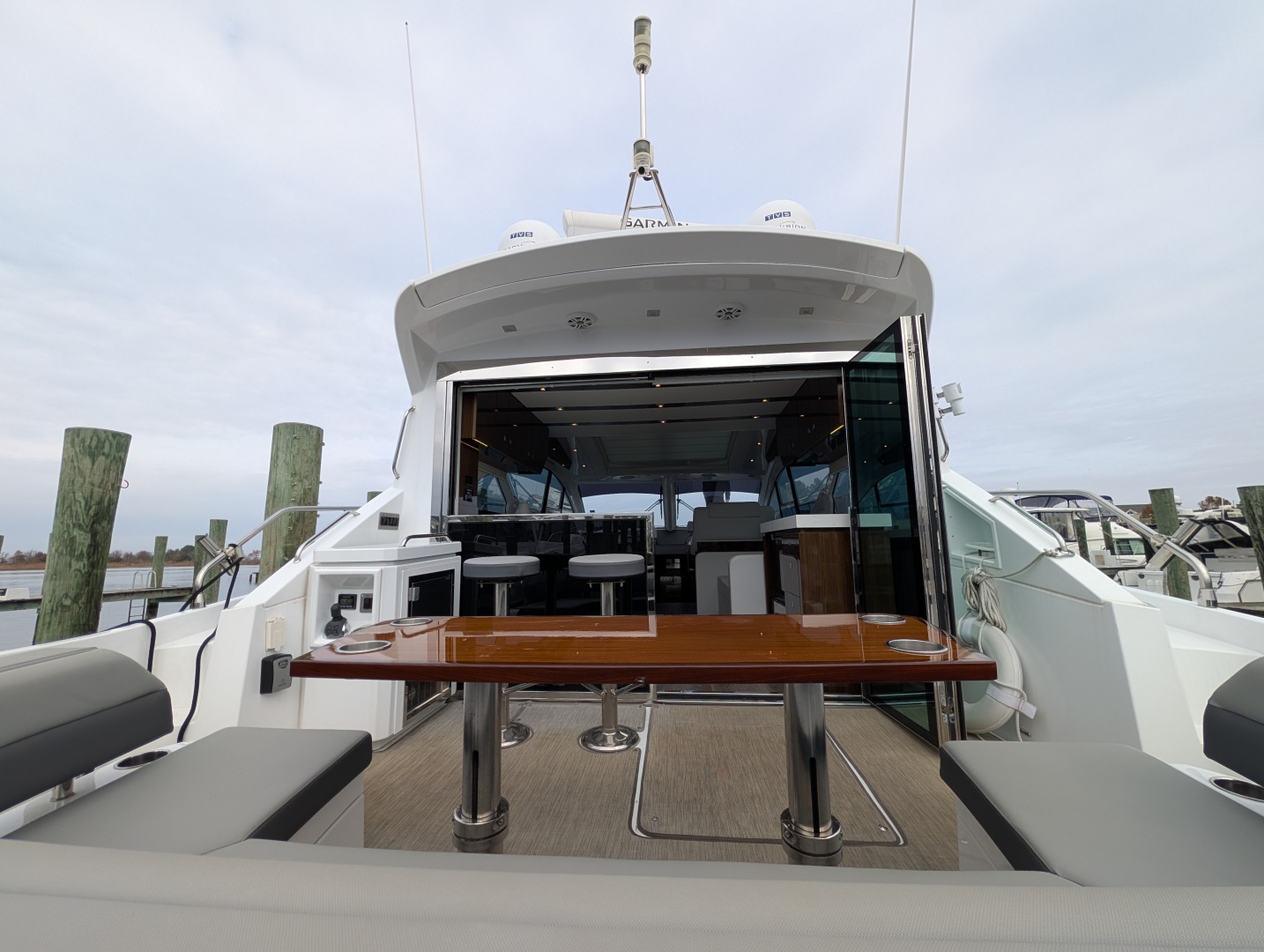2022 Cruisers Yachts 54 Cantius - Image 63