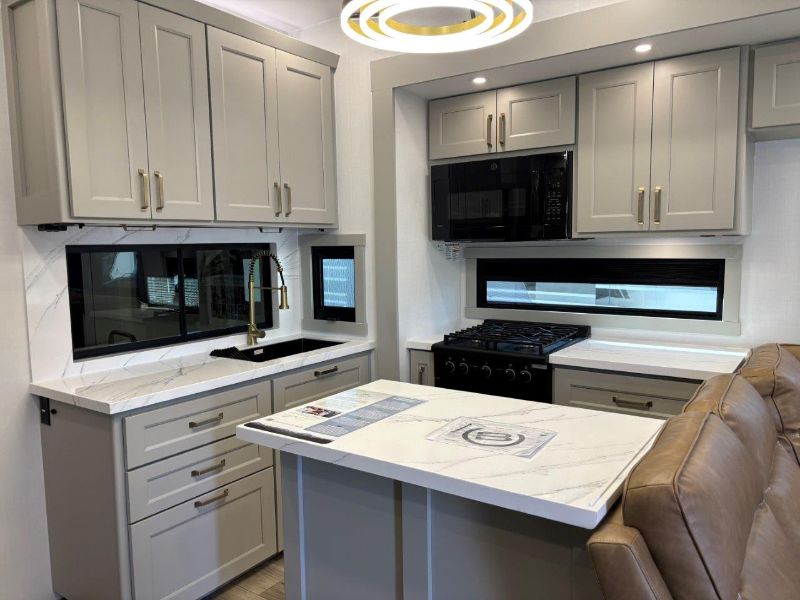 2026 Brinkley RV Model G 3250 - Image 9