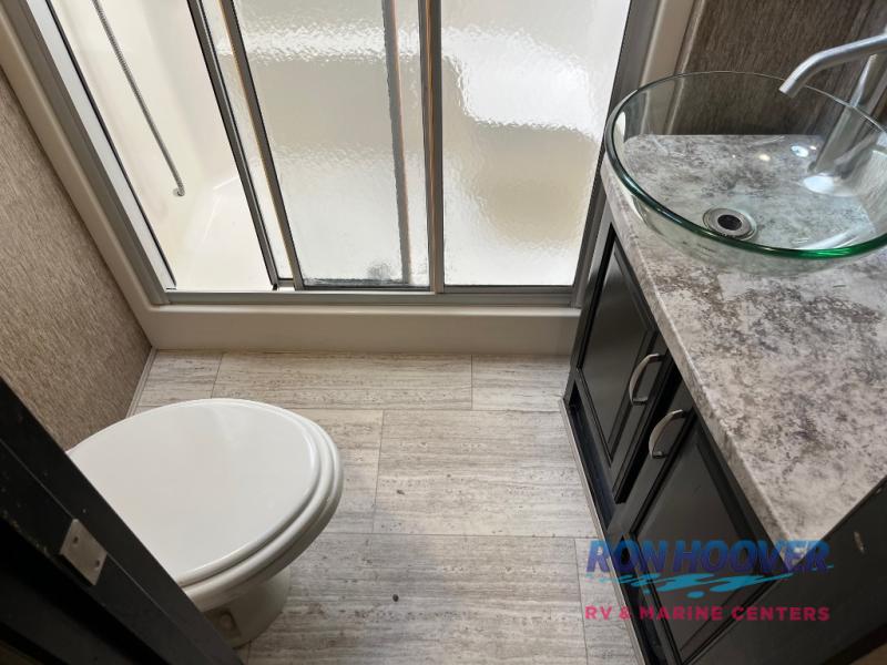 2016 GRAND DESIGN 376TH - Image 36