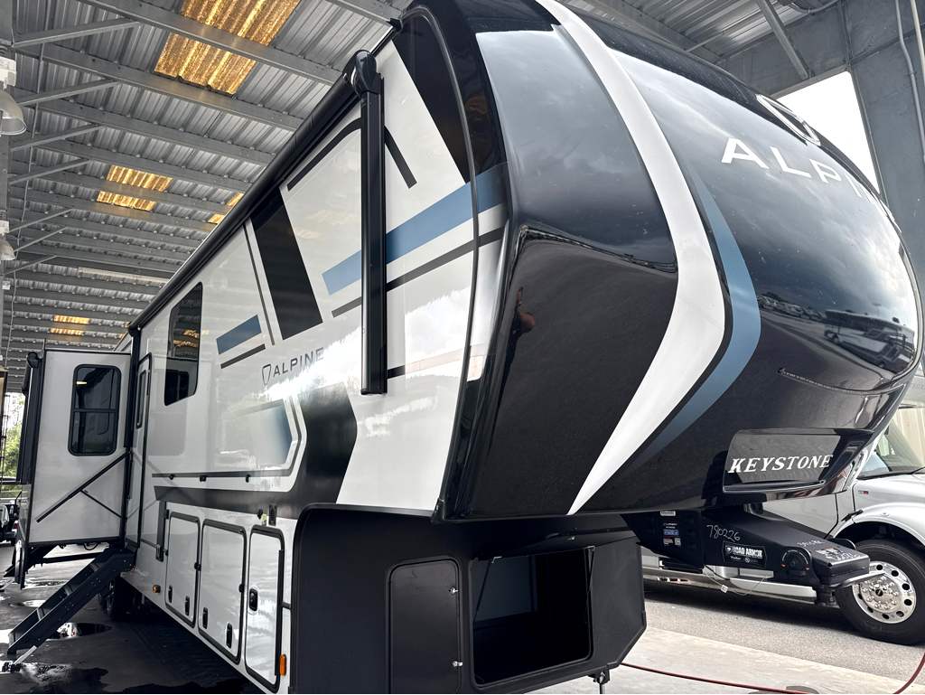 2026 Keystone ALPINE 3910RK - Image 1