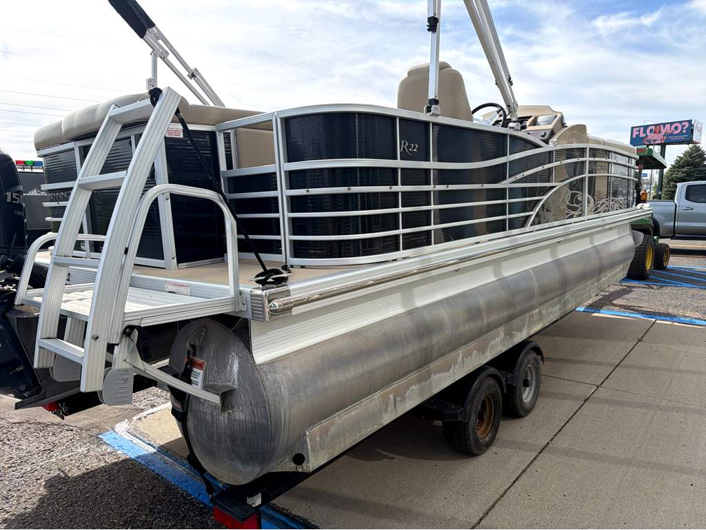 2013 Bennington 2275RL - Image 6