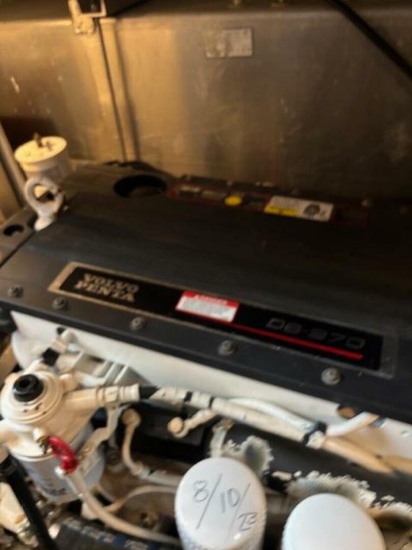 2006 Carver 43 Motor Yacht - Image 153