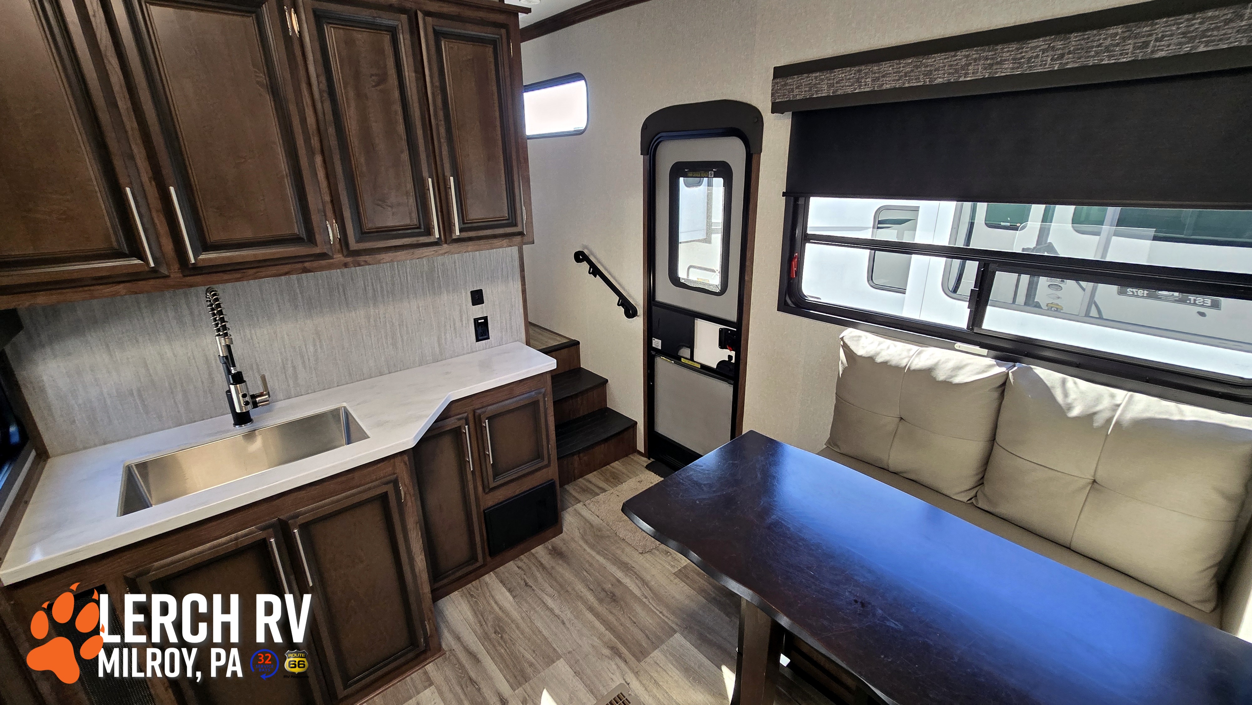 2021 KZ RV Durango D326RLT - Image 25