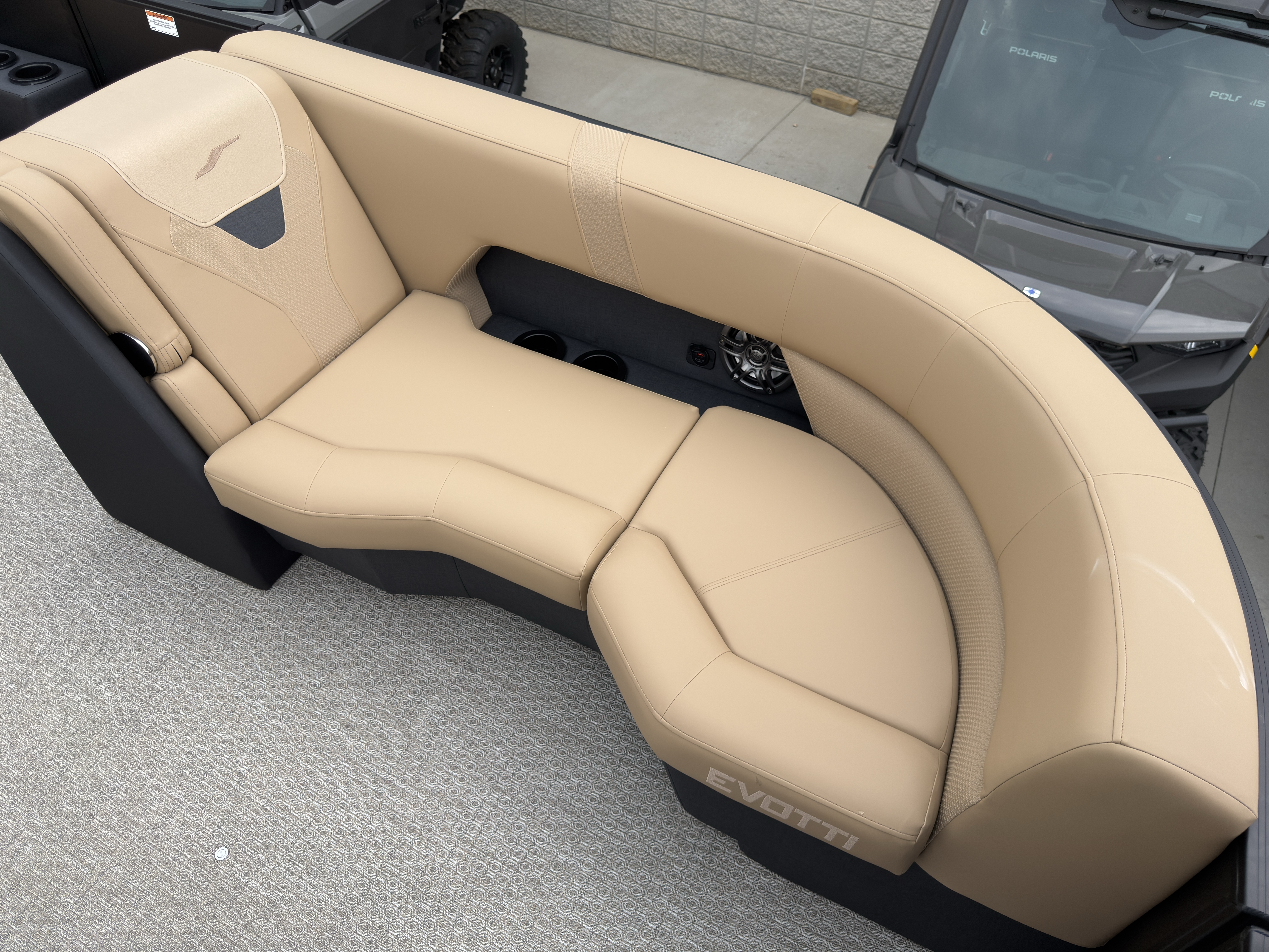 2027 Evotti 521QL - Image 12