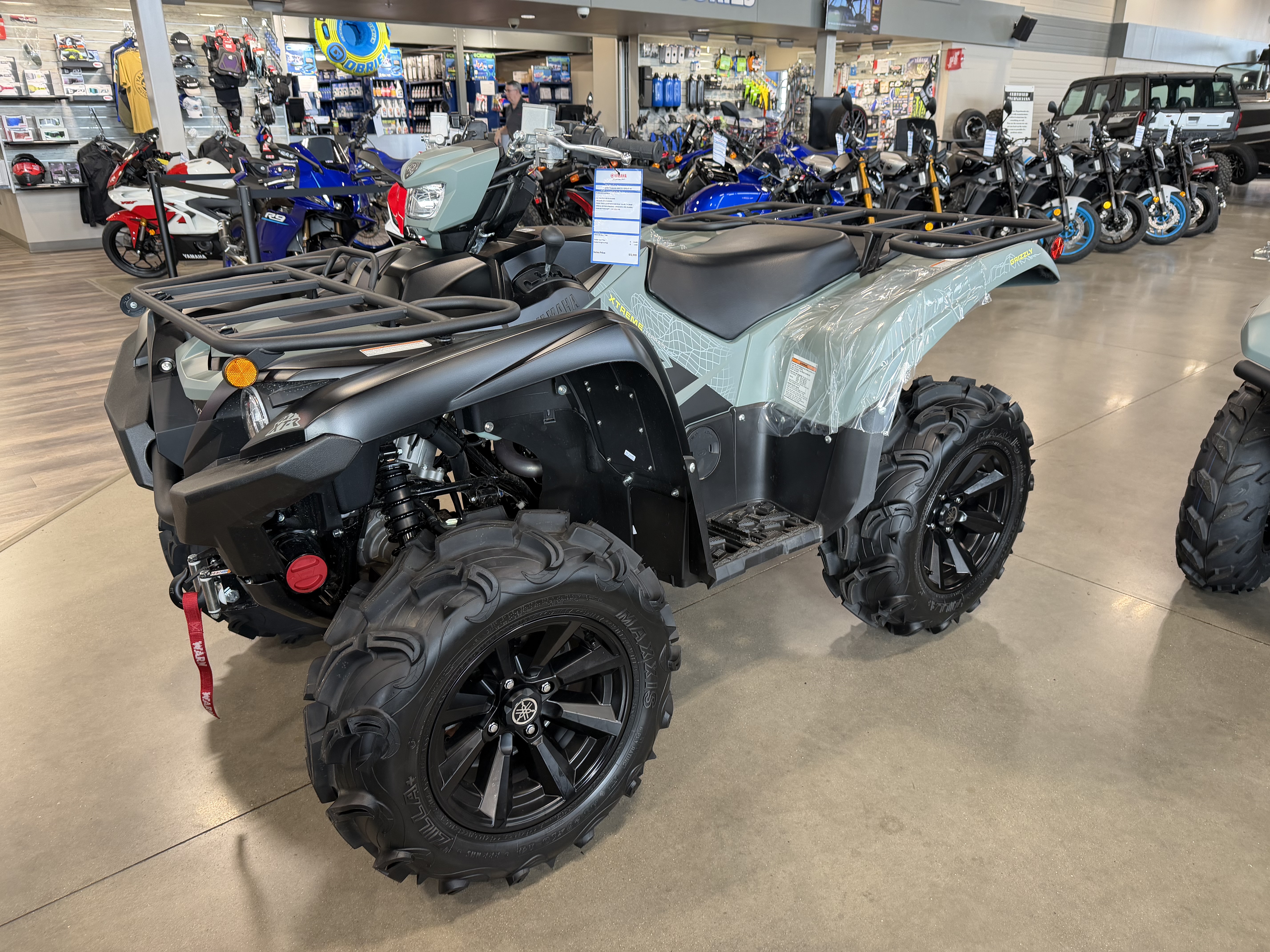 2027 Yamaha Grizzly EPS XT-R - Image 3