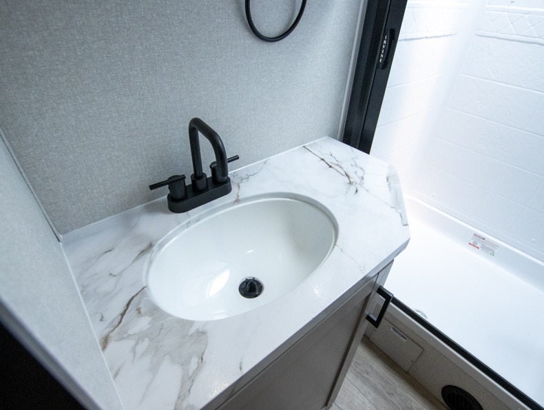 2026 Jayco Jay Feather 29QBH - Image 21