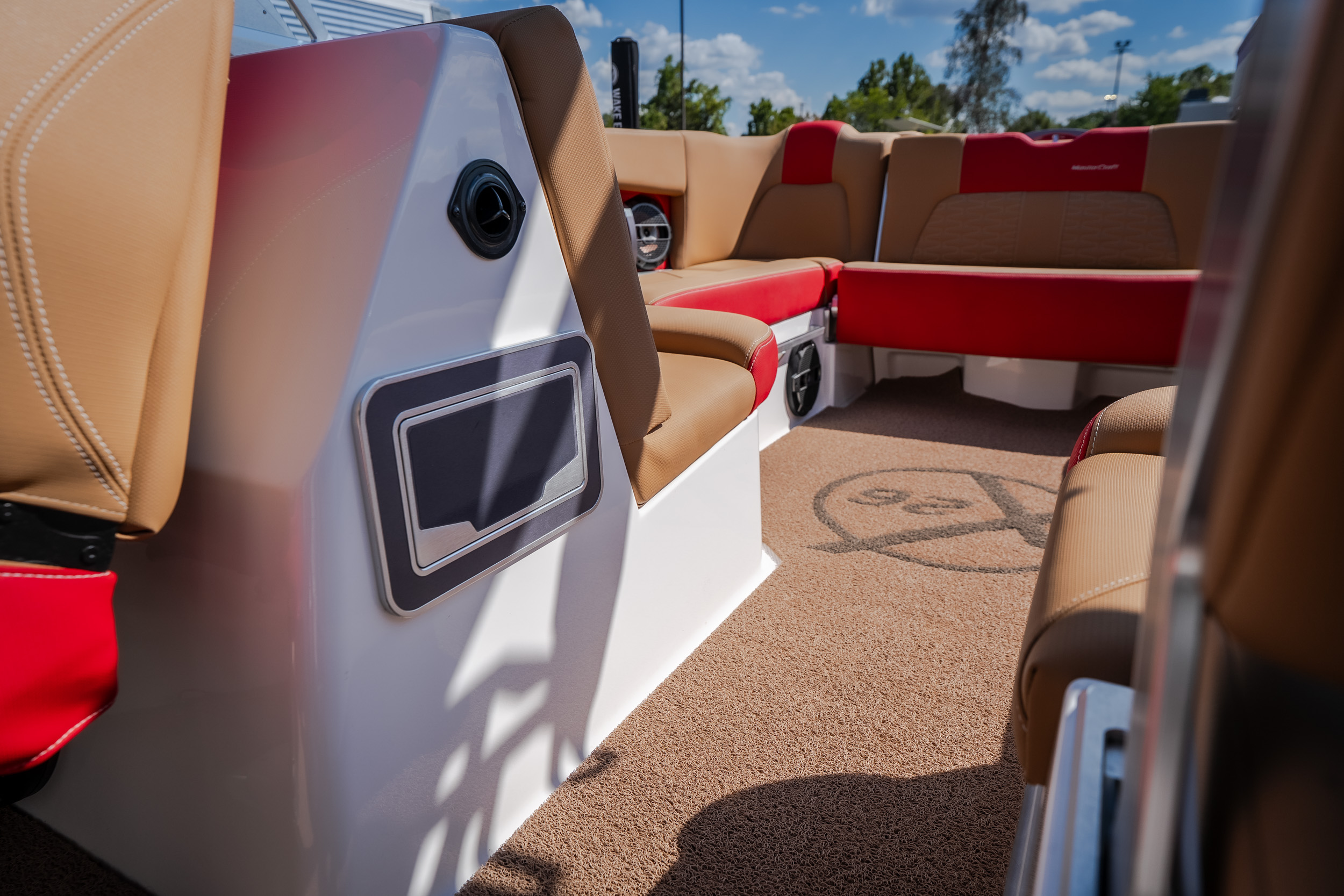 2020 MasterCraft X26 - Image 43