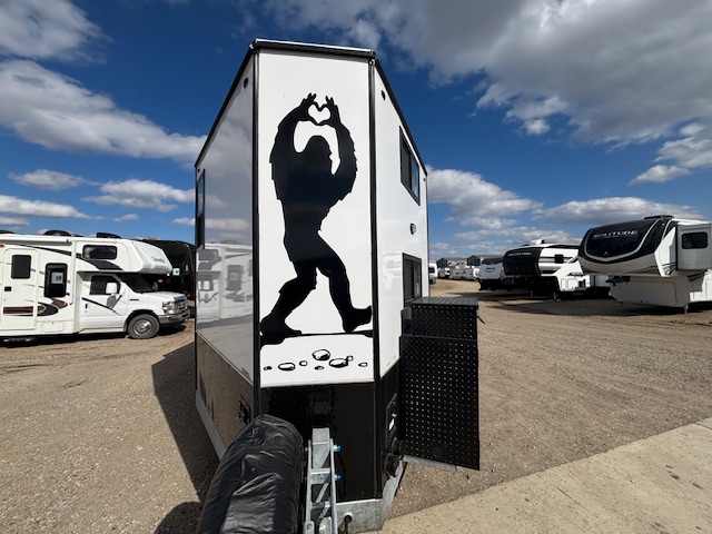 2027 ICE CASTLE SASQUATCH 8X24 - Image 1
