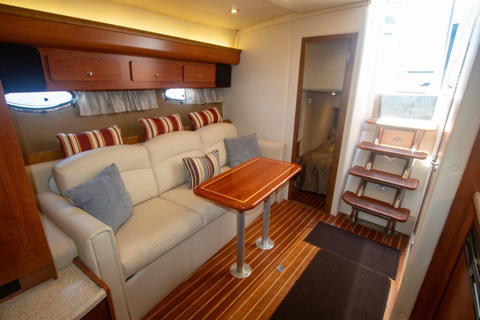 2008 Rinker 40 Express Cruiser - Image 8
