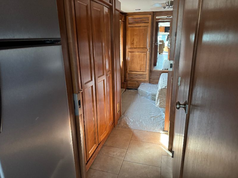 2015 Tiffin Allegro Red 38 QBA - Image 10