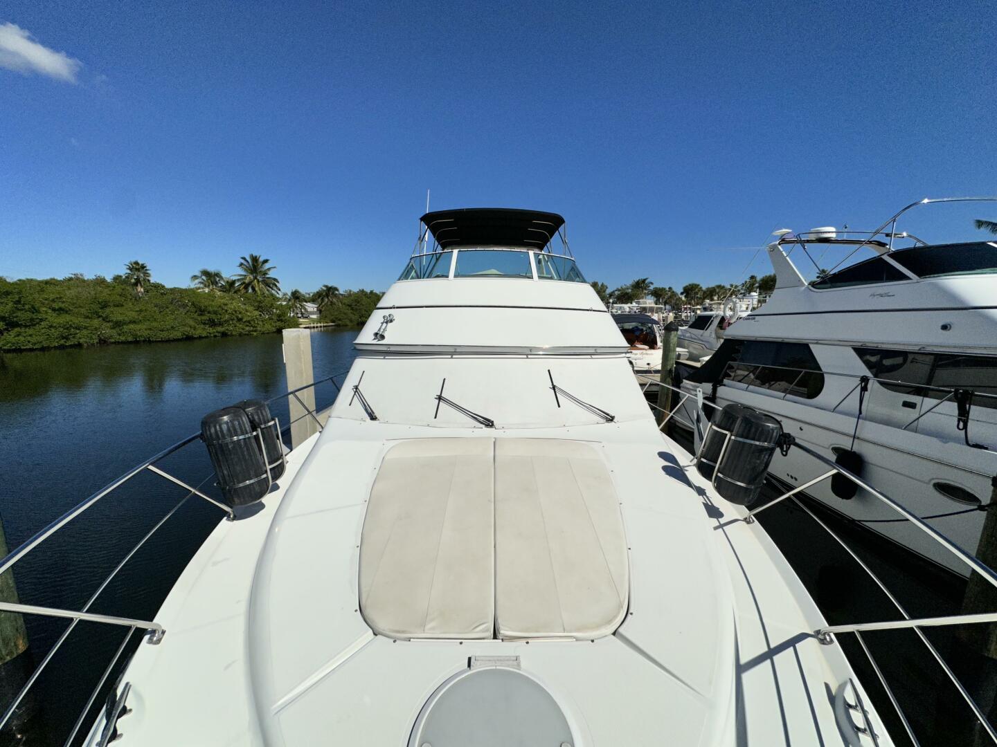 1999 Carver 450 Pilothouse - Image 6