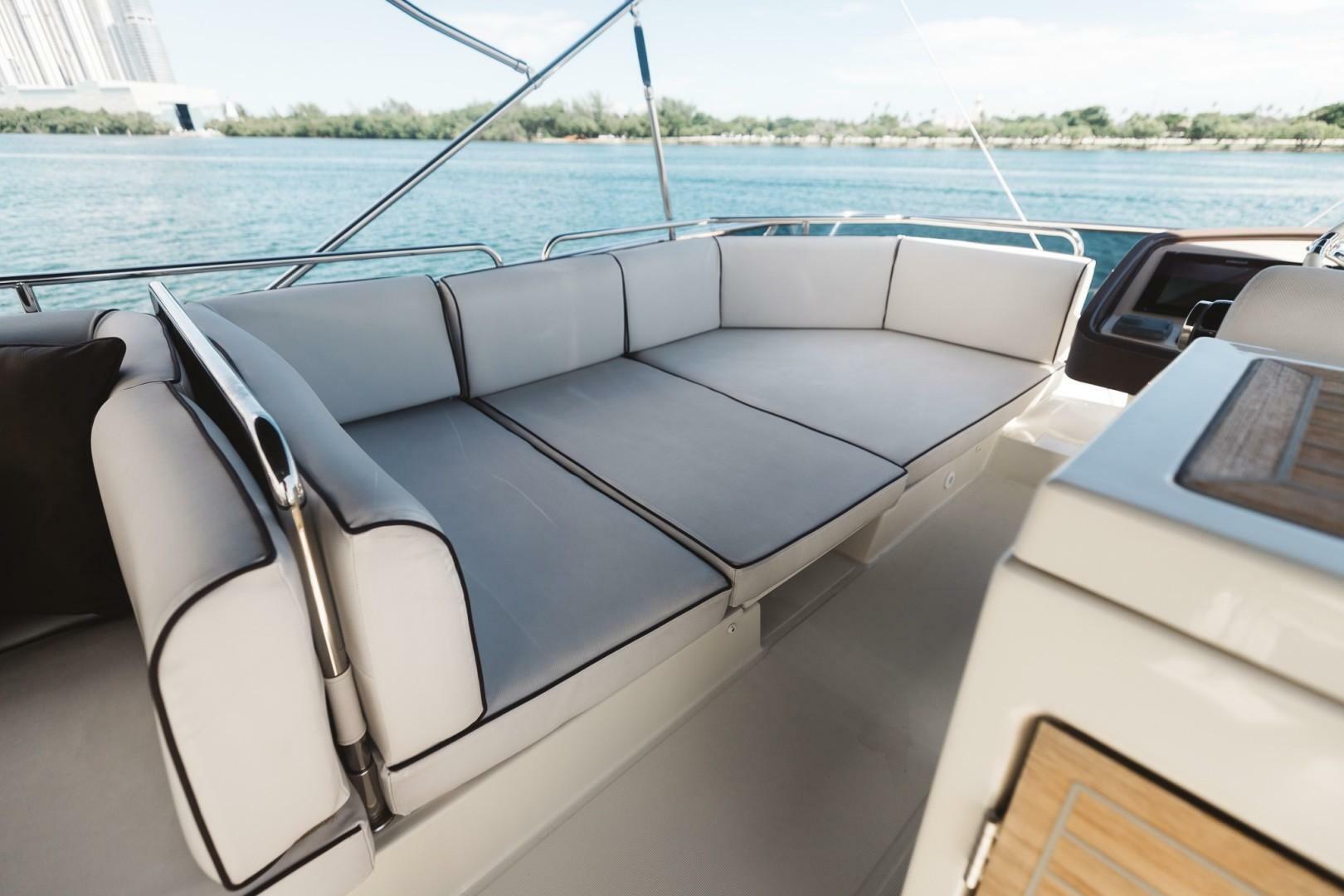 2015 Beneteau Monte Carlo 5 - Image 11