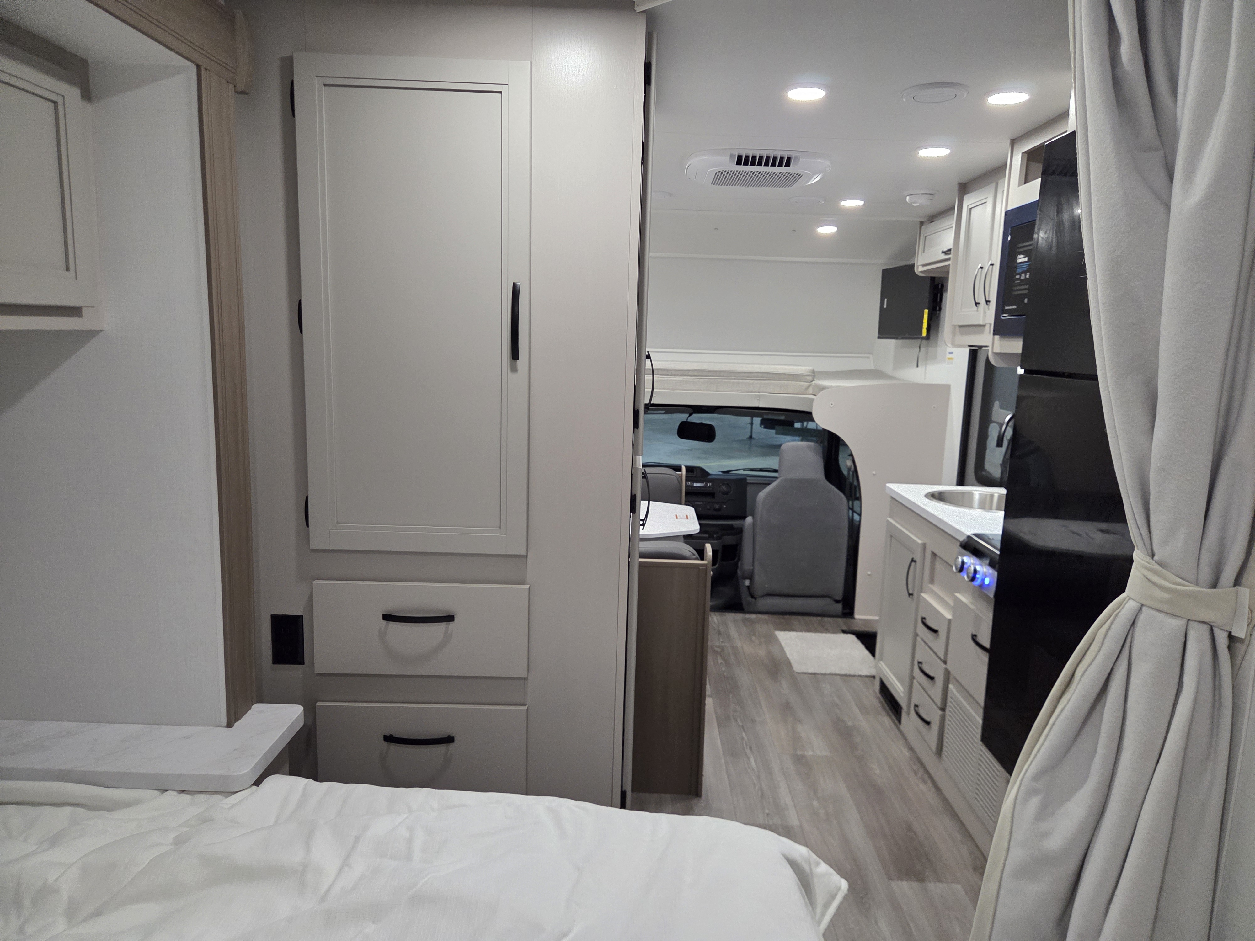 2027 Jayco Redhawk SE 22CF - Image 12
