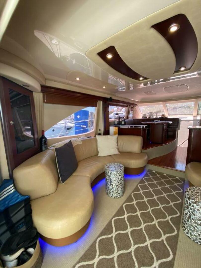 2006 Sea Ray 58 Sedan Bridge - Image 26