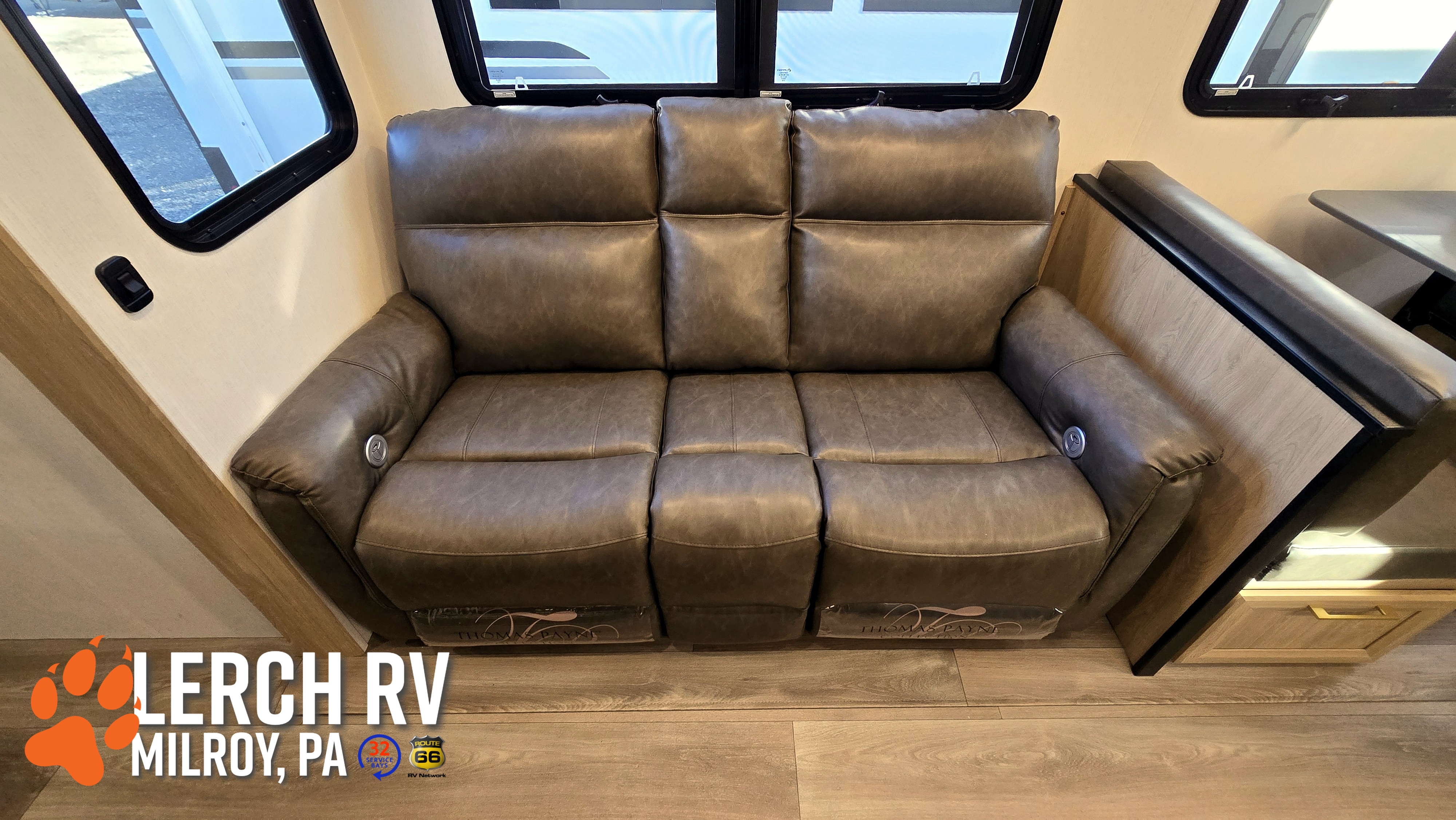 2026 KZ RV Ridgeway 35BH - Image 23