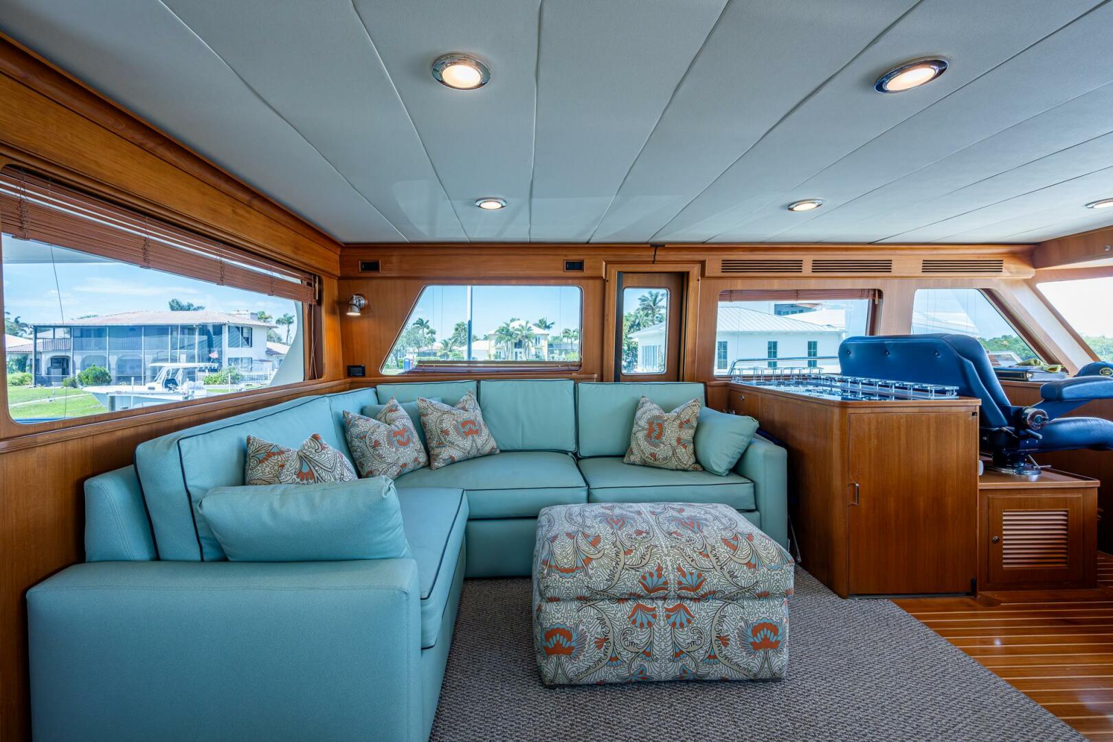 2013 Marlow Explorer Enclosed Bridge (CB) - Image 37
