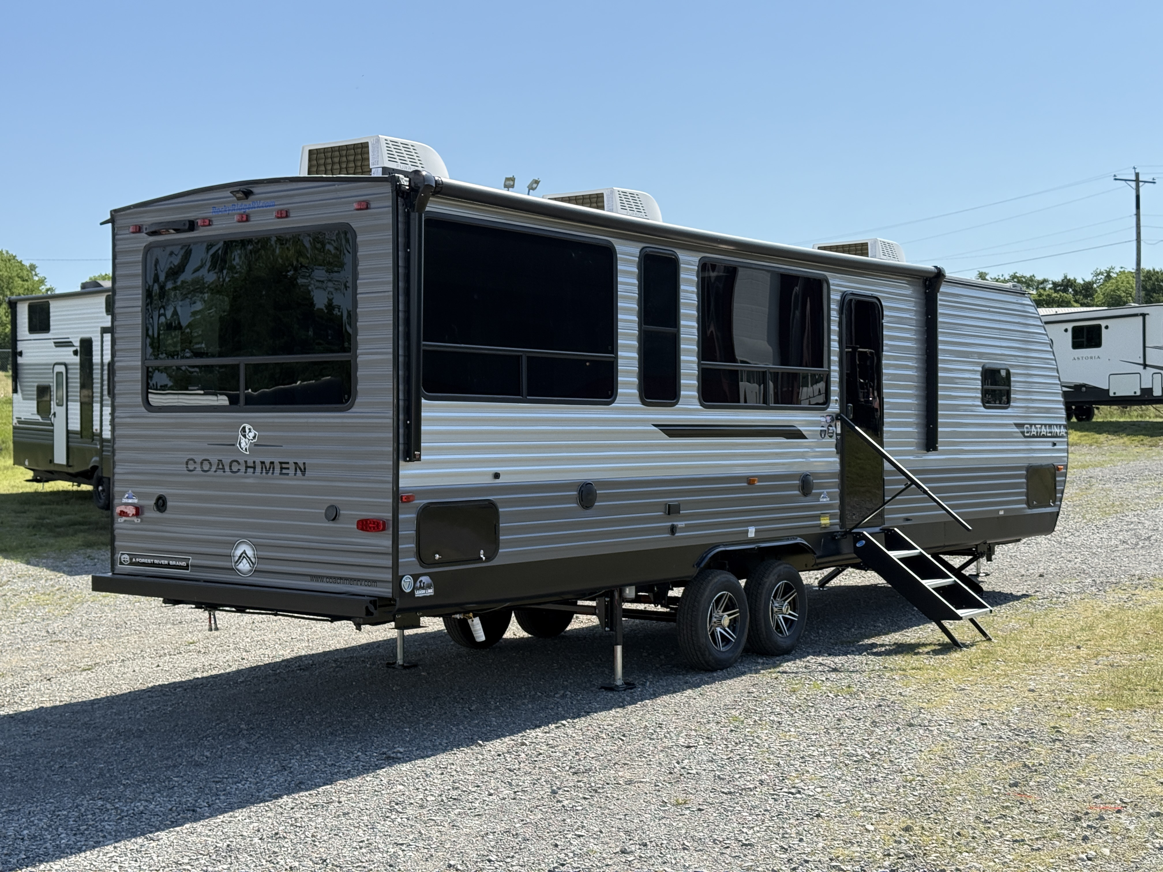 2026 Coachmen Catalina Legacy Edition 283RNR - Image 7